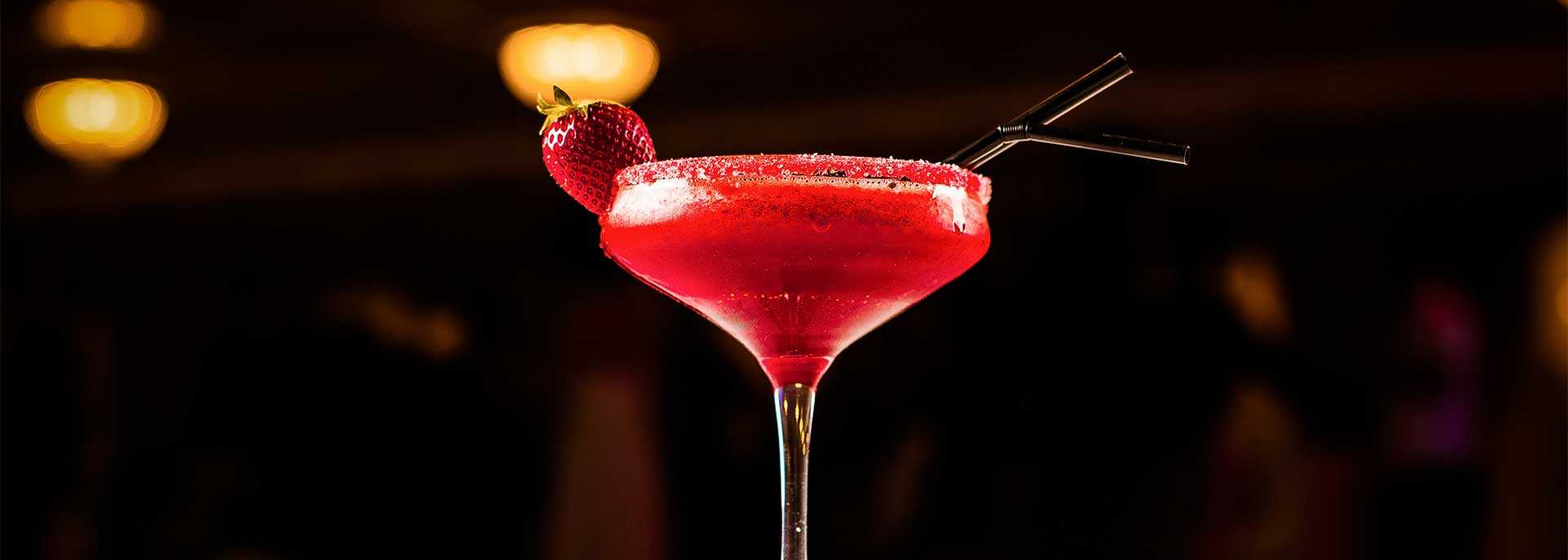 Jak pić tequilę? Podpowiadamy najlepsze sposoby na picie tequili